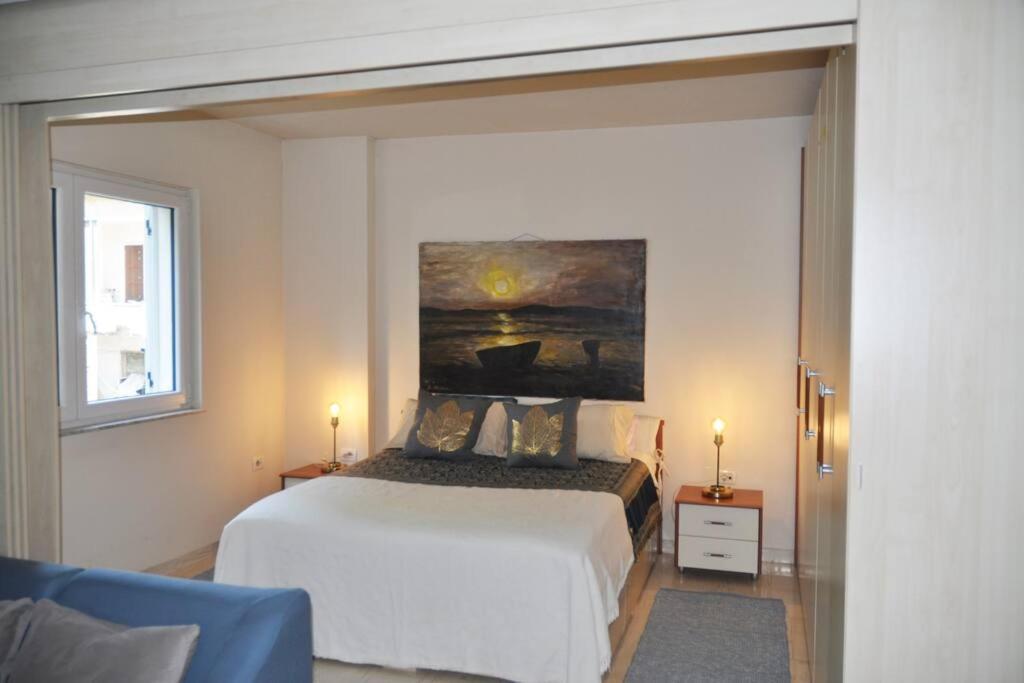 Chic City Retreat - Stylish Apartment In Bllok, Tiranë Eksteriør bilde